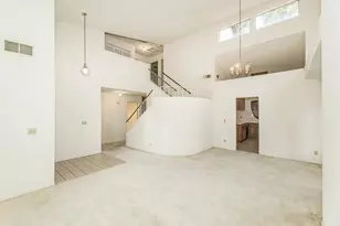 9659 N Shenandoah Ln, Fresno, CA 93720 - Photo 8