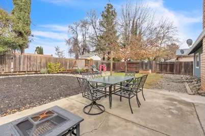 10243 Pistachio Way, Sacramento, CA 95827 - Photo 20