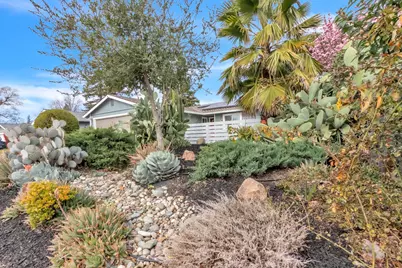 10243 Pistachio Way, Sacramento, CA 95827 - Photo 2