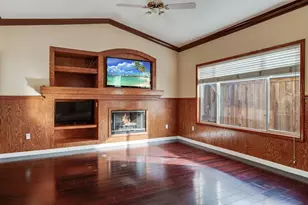 8956 E Valley Dr, Elk Grove, CA 95624 - Photo 12