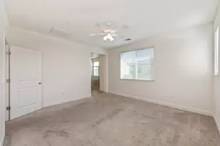 8444 Vila Gale Way, Elk Grove, CA 95757 - Photo 18