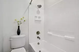 939 Dixieanne Ave, Sacramento, CA 95815 - Photo 26