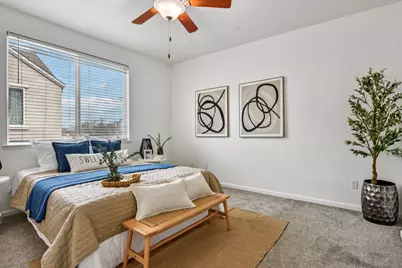 939 Dixieanne Avenue, Sacramento, CA 95815 - Photo 18