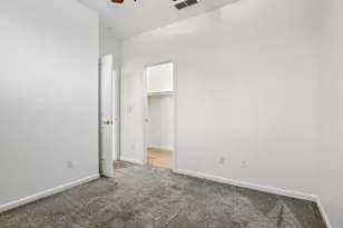 939 Dixieanne Ave, Sacramento, CA 95815 - Photo 28