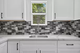 2725 Harkness St, Sacramento, CA 95818 - Photo 22