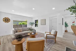 2725 Harkness St, Sacramento, CA 95818 - Photo 14