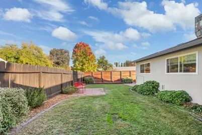 9147 La Riviera Drive, Sacramento, CA 95826 - Photo 52