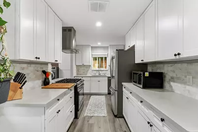 9147 La Riviera Drive, Sacramento, CA 95826 - Photo 20