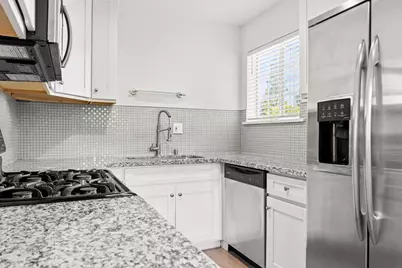 4551 Orinda Way, Sacramento, CA 95820 - Photo 8