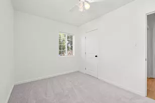 4551 Orinda Way, Sacramento, CA 95820 - Photo 24