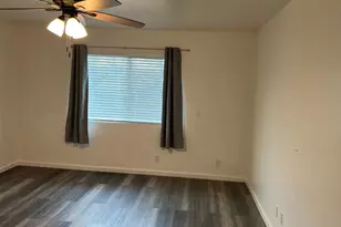 6808 Burdett Way, Sacramento, CA 95823 - Photo 10