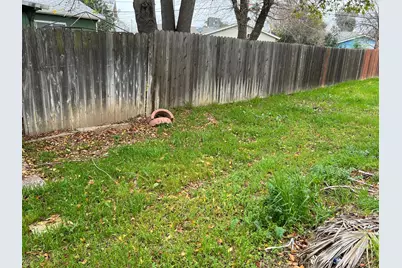 6808 Burdett Way, Sacramento, CA 95823 - Photo 18