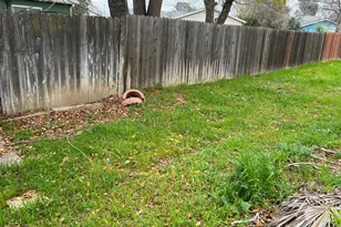 6808 Burdett Way, Sacramento, CA 95823 - Photo 18