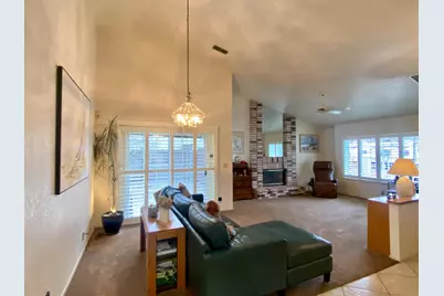 7505 Vixen Court, Hughson, CA 95326 - Photo 10