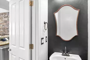 575 Wild Stallion Dr, Oakdale, CA 95361 - Photo 20