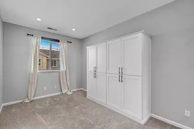 575 Wild Stallion Drive #15, Oakdale, CA 95361 - Photo 32