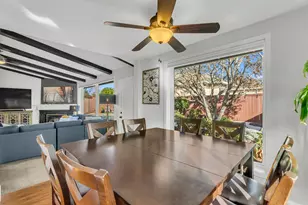 5415 Del Rio Rd, Sacramento, CA 95822 - Photo 10