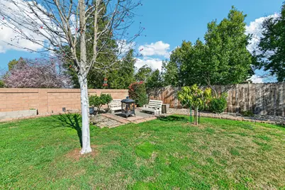 1507 Crestmont Avenue, Roseville, CA 95661 - Photo 40