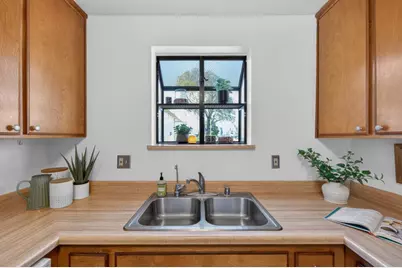 124 Muir Circle, Woodland, CA 95695 - Photo 12