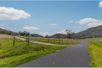 6074 Chaparojas Street, Angels Camp, CA 95222 - Photo 10