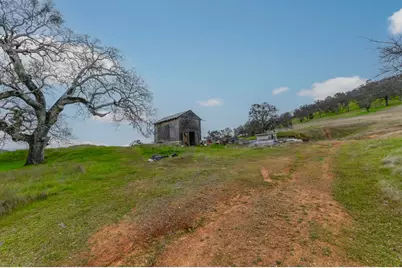 6074 Chaparojas Street, Angels Camp, CA 95222 - Photo 14