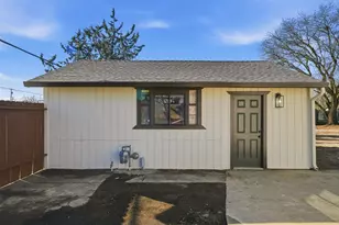 817 Q St, Rio Linda, CA 95673 - Photo 38