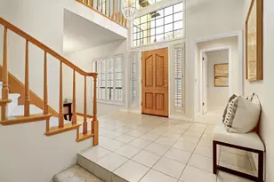 2050 Campton Cir, Gold River, CA 95670 - Photo 6