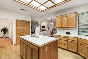 2050 Campton Cir, Gold River, CA 95670 - Photo 24