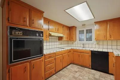 210 Ridge Drive, Lodi, CA 95240 - Photo 8