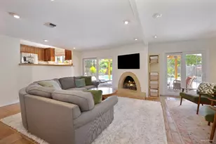 8328 Caribbean Way, Sacramento, CA 95826 - Photo 28