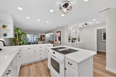 7648 Quinby Way, Sacramento, CA 95823 - Photo 20