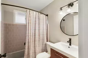 4537 Brent Ct, Sacramento, CA 95820 - Photo 20