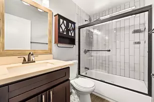 9372 Snowbird Way, Sacramento, CA 95826 - Photo 14