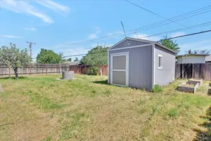 2717 Ribier Way, Rancho Cordova, CA 95670 - Photo 40