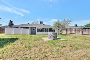 2717 Ribier Way, Rancho Cordova, CA 95670 - Photo 36