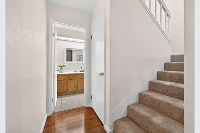 8459 Creekridge Circle, Citrus Heights, CA 95610 - Photo 18