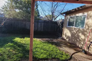 1307 Grendel Way, Sacramento, CA 95833 - Photo 10