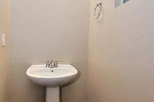 2040 San Esteban Cir, Roseville, CA 95747 - Photo 28