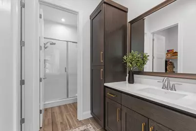 6850 Saratoga Estates Drive, El Dorado Hills, CA 95762 - Photo 32