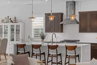 6850 Saratoga Estates Drive, El Dorado Hills, CA 95762 - Photo 10