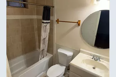 7406 Pardis Lane, Sacramento, CA 95828 - Photo 14