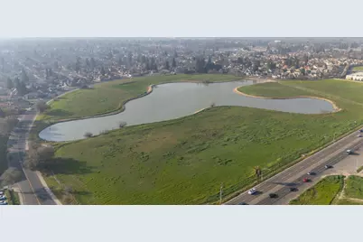 3205 Pleasant Bay Circle, Modesto, CA 95355 - Photo 32