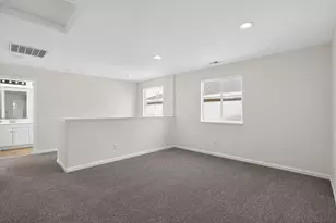 319 Turnstone Cir, Pittsburg, CA 94565 - Photo 18