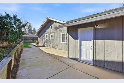 7433 Widener Way, Sacramento, CA 95842 - Photo 32