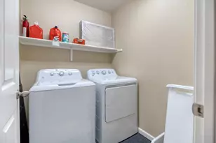 1678 Image Dr, Manteca, CA 95337 - Photo 14