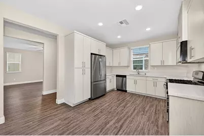 10853 Portico Circle, Rancho Cordova, CA 95670 - Photo 8