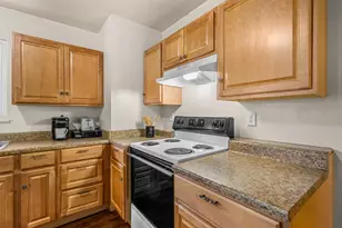 2306 51st Ave, Sacramento, CA 95822 - Photo 14