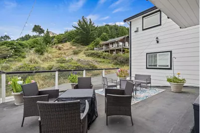 266 Dolphin Dr, Whitethorn, CA 95589 - Photo 56