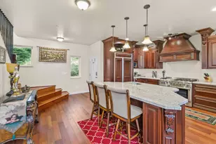 266 Dolphin Dr, Whitethorn, CA 95589 - Photo 12