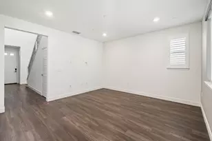 5649 Harveston Wy, Sacramento, CA 95835 - Photo 4